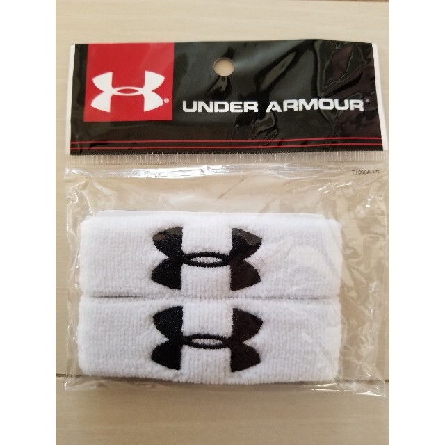 UNDER ARMOUR(アンダーアーマー)の新品☆アンダーアーマーのリストバンド♪スポーツ メンズのアクセサリー(バングル/リストバンド)の商品写真