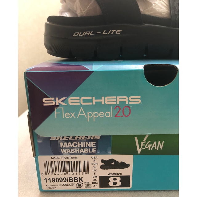 SKECHERS(スケッチャーズ)のゆうな様専用　新品✴︎スケッチャーズ  サンダル レディースの靴/シューズ(サンダル)の商品写真