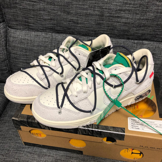 NIKE × off-white DUNK lot20