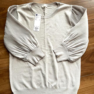 ジーユー(GU)のプリーツスリーブクルーネックセーター(Tシャツ(半袖/袖なし))