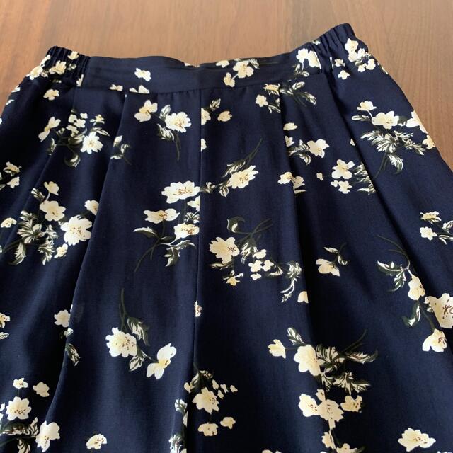 美品ロペピクニック スカート風花柄フリルガウチョパンツ スカーチョ ネイビー M