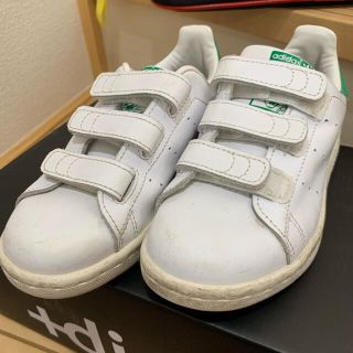 アディダス(adidas)のアディダス⭐️キッズ(スニーカー)