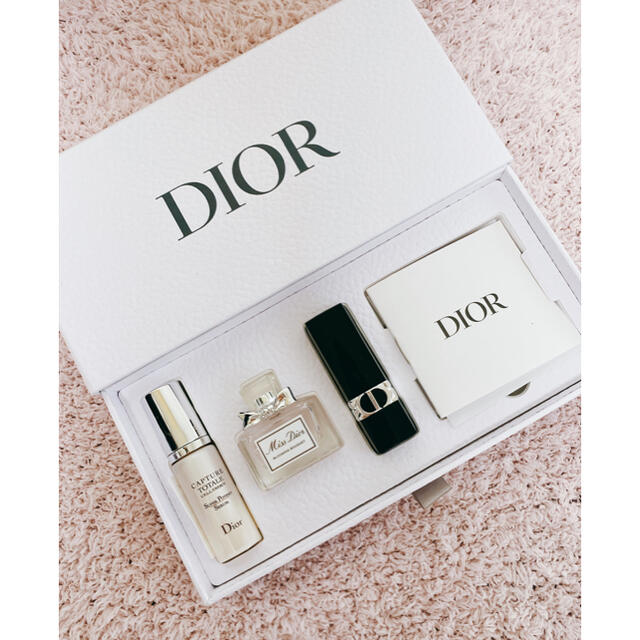 Dior(ディオール)のDior バースデーギフト コスメ/美容のキット/セット(コフレ/メイクアップセット)の商品写真