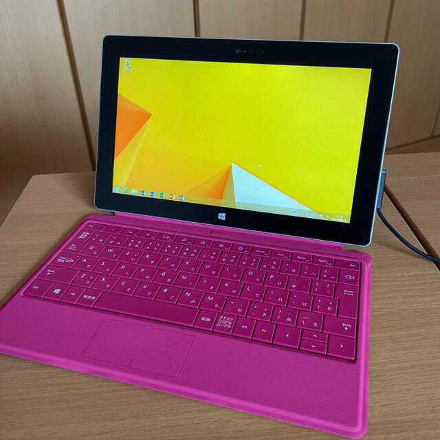 Microsoft(マイクロソフト)のMicrosoft タブレット Surface 2 64GB スマホ/家電/カメラのPC/タブレット(ノートPC)の商品写真