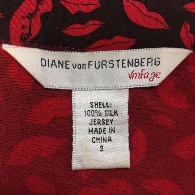 DIANE von FURSTENBERG(ダイアンフォンファステンバーグ)のダイアンフォンファステンバーグ 総柄 ラップワンピース シルク リップ柄 レディースのワンピース(ひざ丈ワンピース)の商品写真