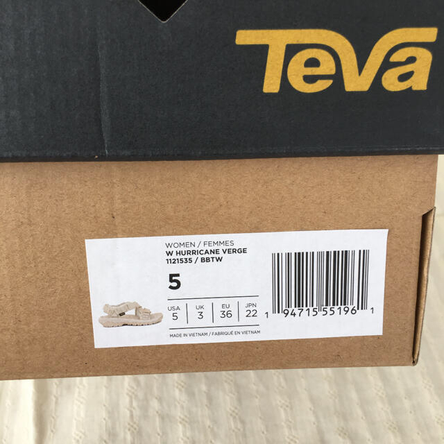 Teva(テバ)のN様専用9/11迄お取置きTeva emmi別注HURRICANE VERGE  レディースの靴/シューズ(サンダル)の商品写真