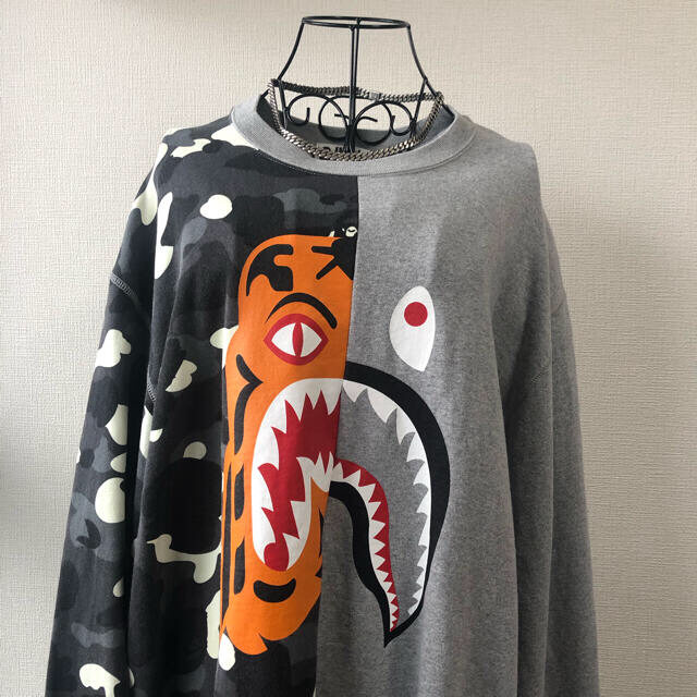 A BATHING APE(アベイシングエイプ)のA BATHING APE - CITY CAMO TIGER SHARK メンズのトップス(スウェット)の商品写真