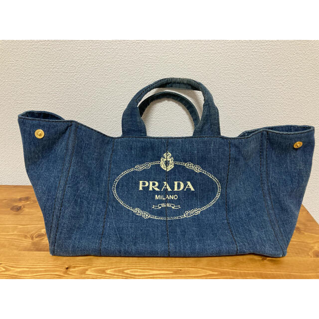 PRADA カナパ デニムトート Lサイズ (レア品／白ロゴ×黒ステッチ) 1