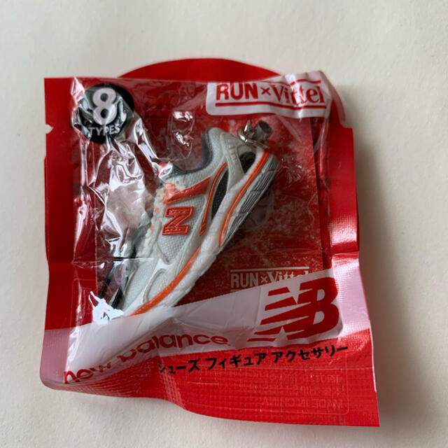 New Balance(ニューバランス)のRUN×Vittle new balance シューズフィギュア ストラップ エンタメ/ホビーのコレクション(ノベルティグッズ)の商品写真