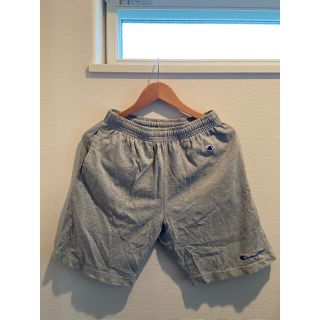 チャンピオン(Champion)の【Mサイズ】チャンピオン　ショートパンツ　灰色　グレー(ショートパンツ)