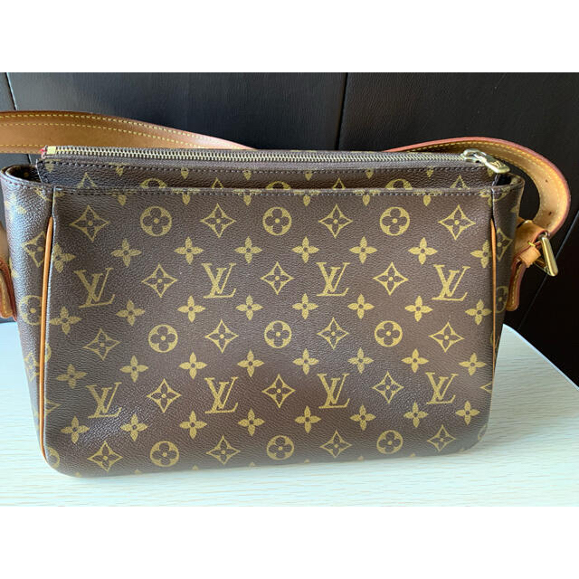 LOUIS VUITTON(ルイヴィトン)のLOUIS VUITTON  ★ルイヴィトンのバッグ レディースのバッグ(ショルダーバッグ)の商品写真