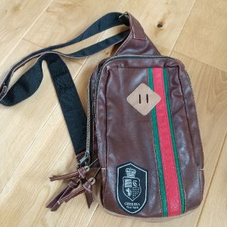 chelsea - ボディバッグ  中古品