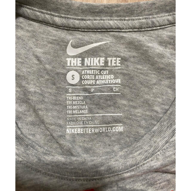 NIKE(ナイキ)のナイキ　レディース　Tシャツ　Sサイズ　中古 レディースのトップス(Tシャツ(半袖/袖なし))の商品写真