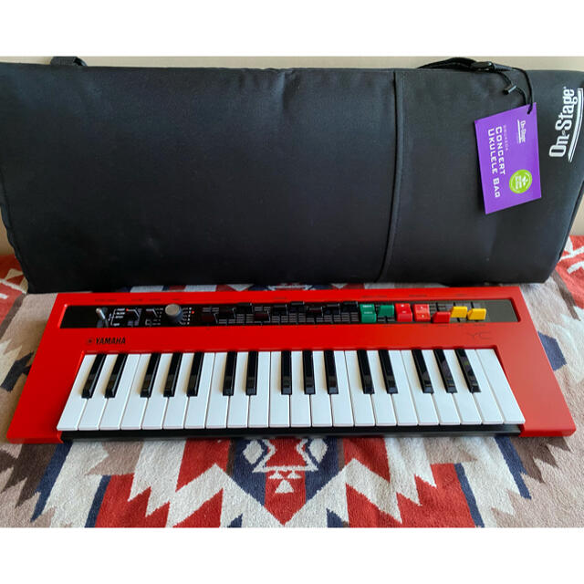 ヤマハ(ヤマハ)のYAMAHA reface YC オルガン・モデリング・キーボード ケース付 楽器の鍵盤楽器(キーボード/シンセサイザー)の商品写真