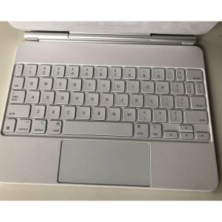 アップル(Apple)のMagic Keyboard iPad Pro 11インチ　ホワイト　US(iPadケース)