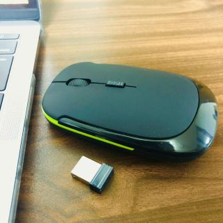 ワイヤレス デザインマウス ブラック＆グリーンライン(PC周辺機器)