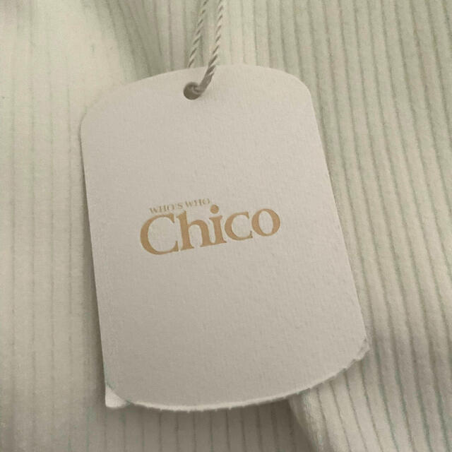 who's who Chico(フーズフーチコ)の新品 カップ付き デザイン タンクトップ レディースのトップス(タンクトップ)の商品写真