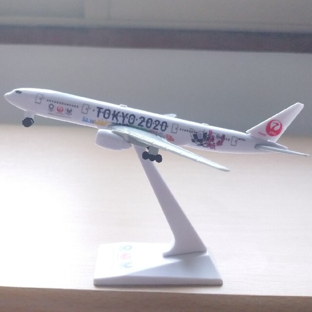 JAL(日本航空)(ジャル(ニホンコウクウ))のJAL日本航空 TOKYO 2020 オリンピック 飛行機 エンタメ/ホビーのテーブルゲーム/ホビー(航空機)の商品写真