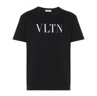 ヴァレンティノ(VALENTINO)の【VALENTINO】VLTN ロゴTシャツ(Tシャツ/カットソー(半袖/袖なし))