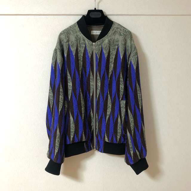 DRIES VAN NOTEN(ドリスヴァンノッテン)のまみお様専用 レディースのジャケット/アウター(ブルゾン)の商品写真