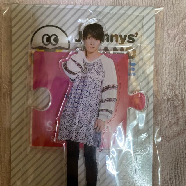 Johnny's(ジャニーズ)のSnowMan渡辺翔太　アクリルスタンド エンタメ/ホビーのタレントグッズ(アイドルグッズ)の商品写真