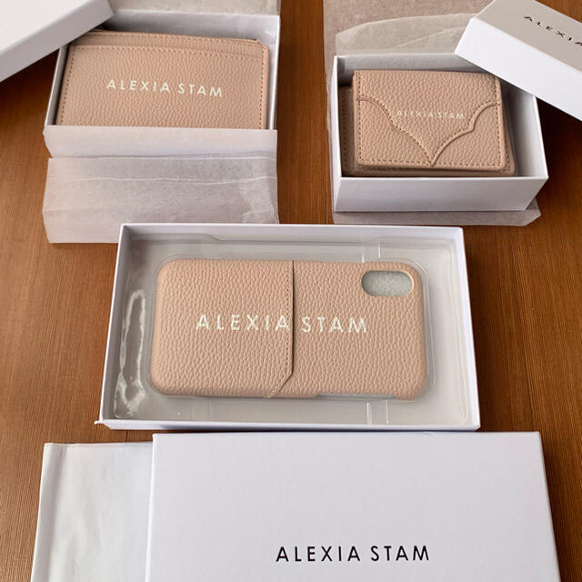 スマホアクセサリーALEXIA STAM ❤︎ iPhoneケース ❤︎ カードケース ❤︎ 財布