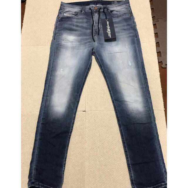 新品未使用　diesel joggjeans d-vider cb-ne w32