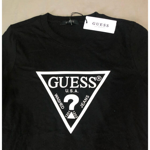 GUESS(ゲス)の新品　ゲス　GUESS Tシャツ レディース 半袖  レディースのトップス(Tシャツ(半袖/袖なし))の商品写真