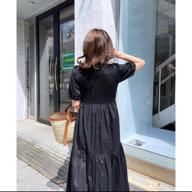 emu様専用 zara ザラ ポプリンパネルミディワンピース 黒 xs