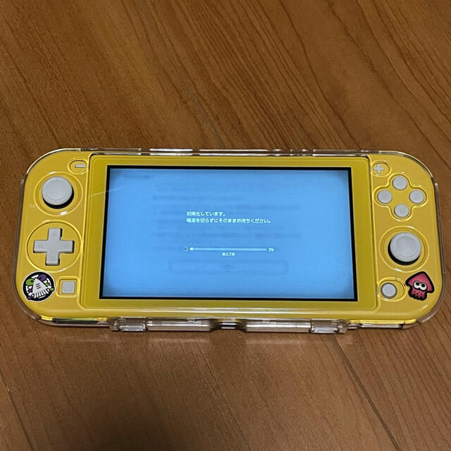 switch lite 本体　イエロー　ニンテンドー　nintendo スイッチ