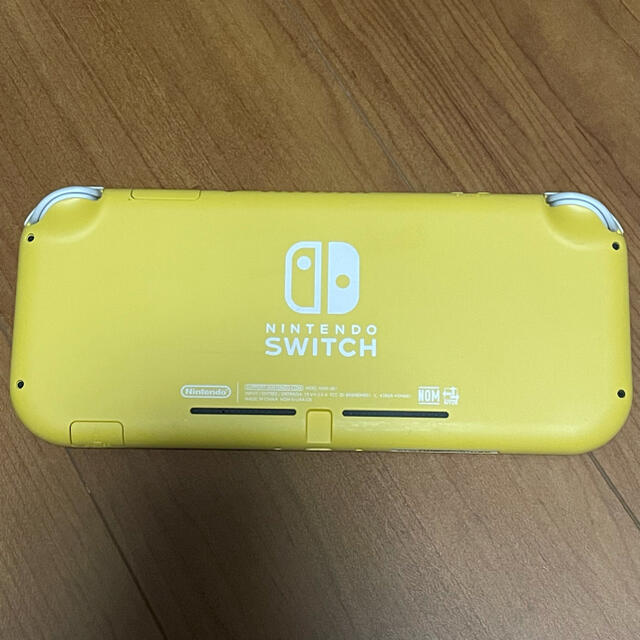 switch lite 本体　イエロー　ニンテンドー　nintendo スイッチ 2