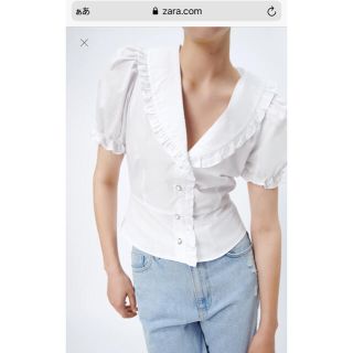 ザラ(ZARA)のZARA ビジューボタン　フリルブラウス(シャツ/ブラウス(半袖/袖なし))