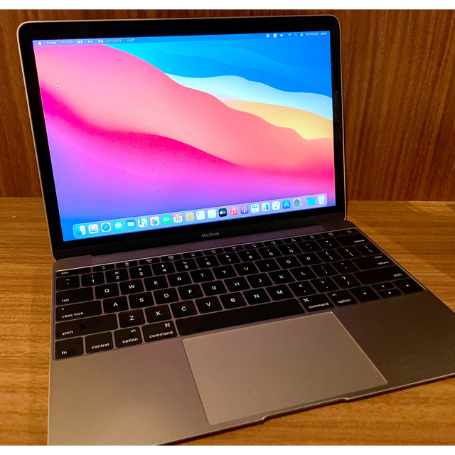MacBook 12インチ (Early 2016) USキー/充放電回数若め