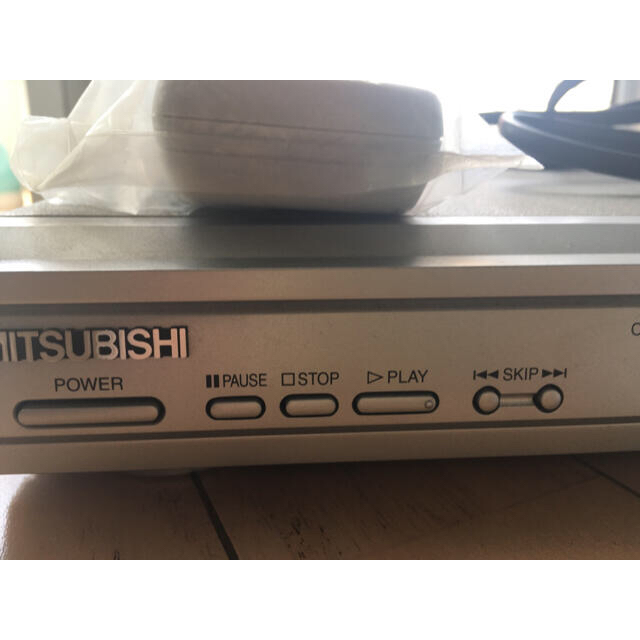 三菱(ミツビシ)の三菱DVDプレーヤー　DJ-P230 スマホ/家電/カメラのテレビ/映像機器(DVDプレーヤー)の商品写真