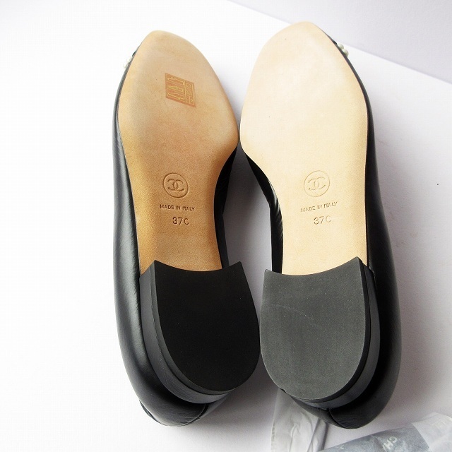 CHANEL(シャネル)のシャネル フラットシューズ パンプス パール ココマーク ブラック 黒 37 レディースの靴/シューズ(ハイヒール/パンプス)の商品写真