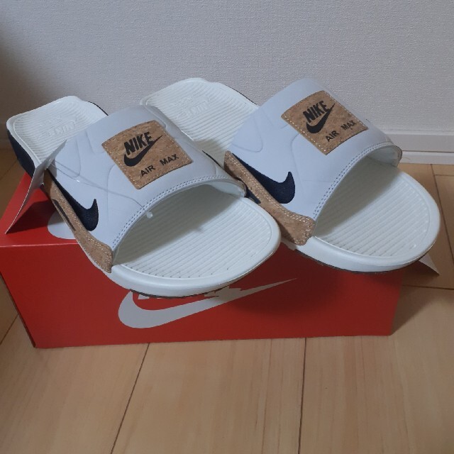 NIKE(ナイキ)の新品☆希少サイズ★NIKE★エアマックス90★スライド★ナイキ★サンダル メンズの靴/シューズ(サンダル)の商品写真