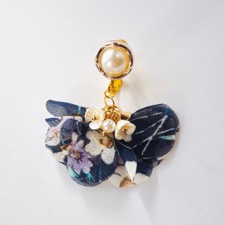 『真の花』(ピアス)