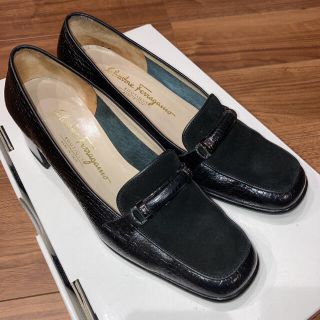 サルヴァトーレフェラガモ(Salvatore Ferragamo)のSALVATORE FERAGAMO フェラガモ 美品(ハイヒール/パンプス)