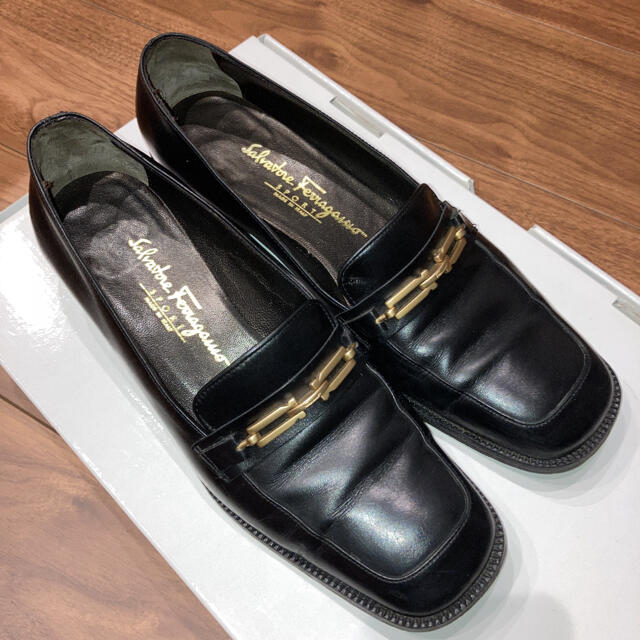 フェラガモ Ferragamosport ローファー レディース　本革　美品