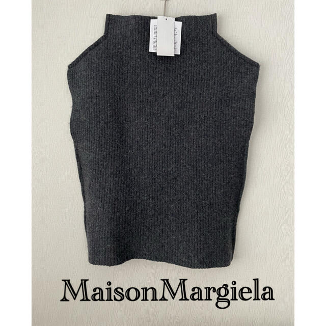 Maison Martin Margiela(マルタンマルジェラ)の【新品】MaisonMargiela  タートルニットベスト レディースのトップス(ベスト/ジレ)の商品写真
