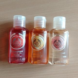 ザボディショップ(THE BODY SHOP)のTHE BODY SHOP シャワージェル 3本セット(ボディソープ/石鹸)