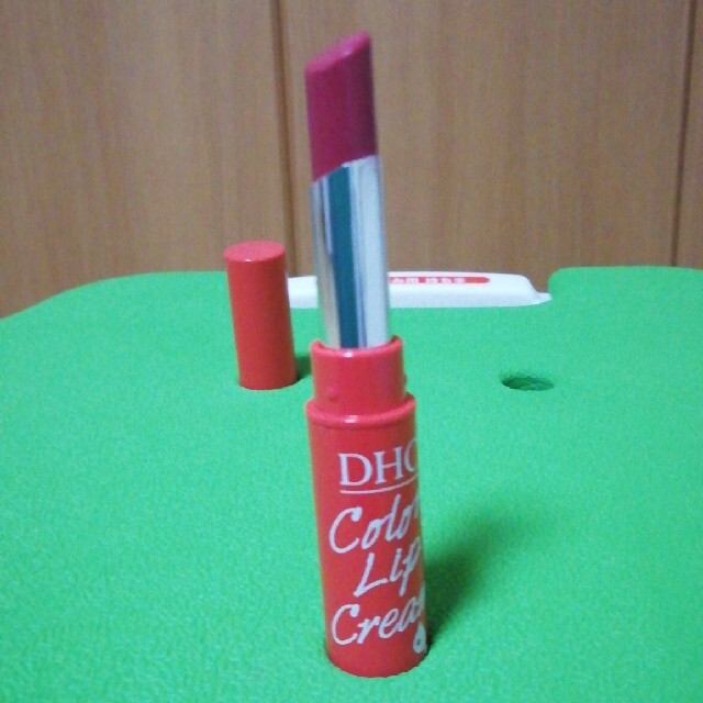 DHC(ディーエイチシー)のDHC 濃密うるみカラーリップクリーム　1.5g  red　ユーズド&㊙️オマケ コスメ/美容のスキンケア/基礎化粧品(リップケア/リップクリーム)の商品写真