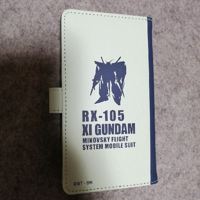 movic(ムービック)の【機動戦士ガンダム/閃光のハサウェイ】スマホカバー=ガンダム(売切れ済み) エンタメ/ホビーのアニメグッズ(その他)の商品写真