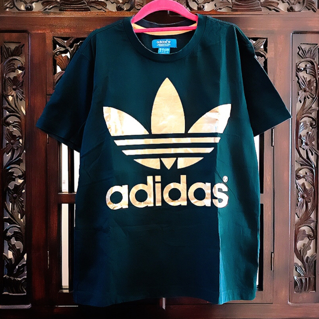 adidas(アディダス)のアディダス 堂本剛 ゴールド Tシャツ ジャージ タンクトップ 金 ブルゾン メンズのトップス(Tシャツ/カットソー(半袖/袖なし))の商品写真