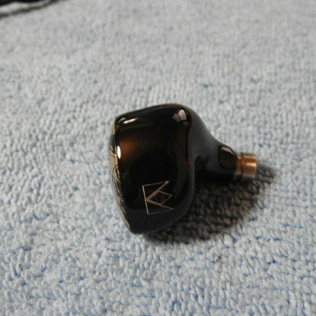Noble Audio Khan 中古 ヘッドフォン/イヤフォン Noble Audio Khan 中古 ヘッドフォン/イヤフォン