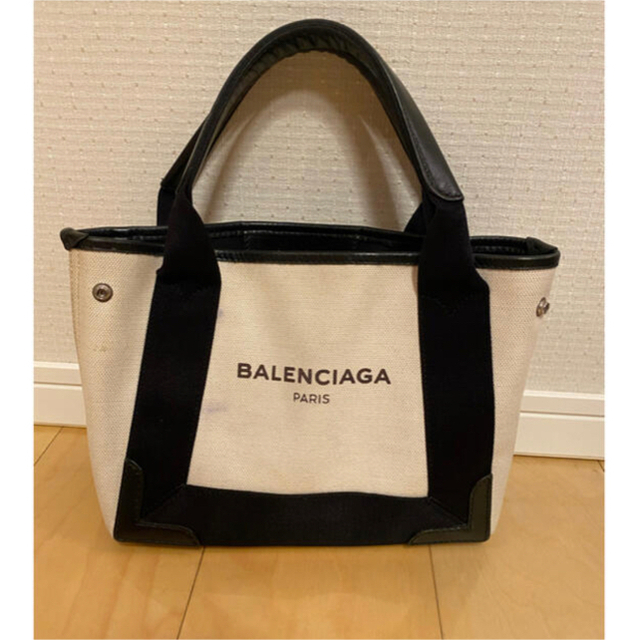 Balenciaga(バレンシアガ)の【つねみ様ご専用です】BALENCIAGA バレンシアガ トートバッグ レディースのバッグ(トートバッグ)の商品写真