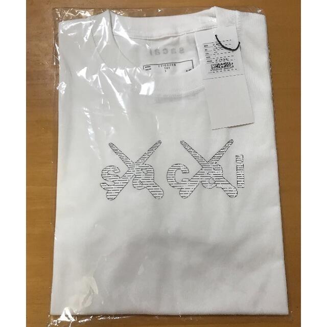 sacai - sacai x KAWS TOKYO FIRST Print T-shirtの通販 by ラクマ ...