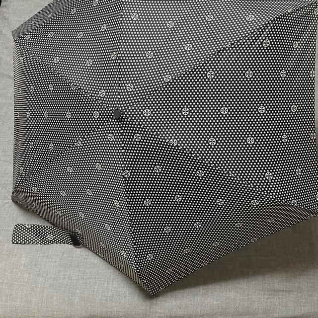 Tory Burch(トリーバーチ)の【状態良】トリバーチ Tory Burch 折り畳み傘 ネイビー レディースのファッション小物(傘)の商品写真