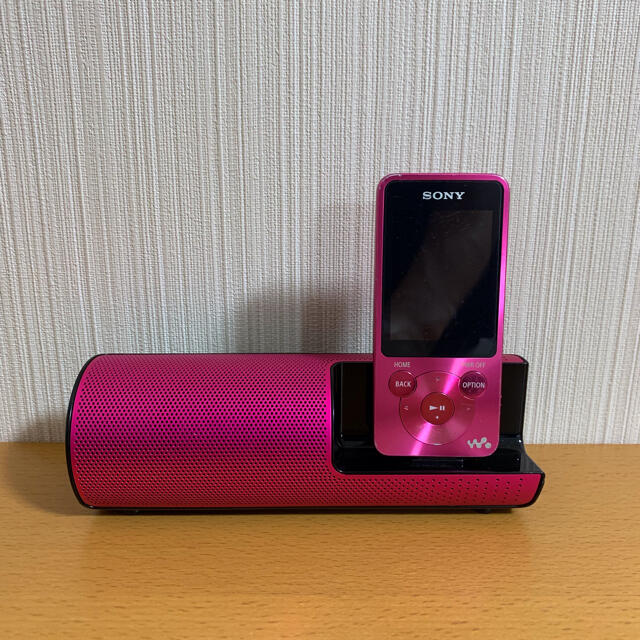 SONY ウォークマン(スピーカー付) - ポータブルプレーヤー SONY ウォークマン(スピーカー付) - ポータブルプレーヤー
