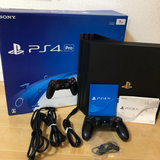 SONY PlayStation4 Pro 本体  CUH-7000BB01